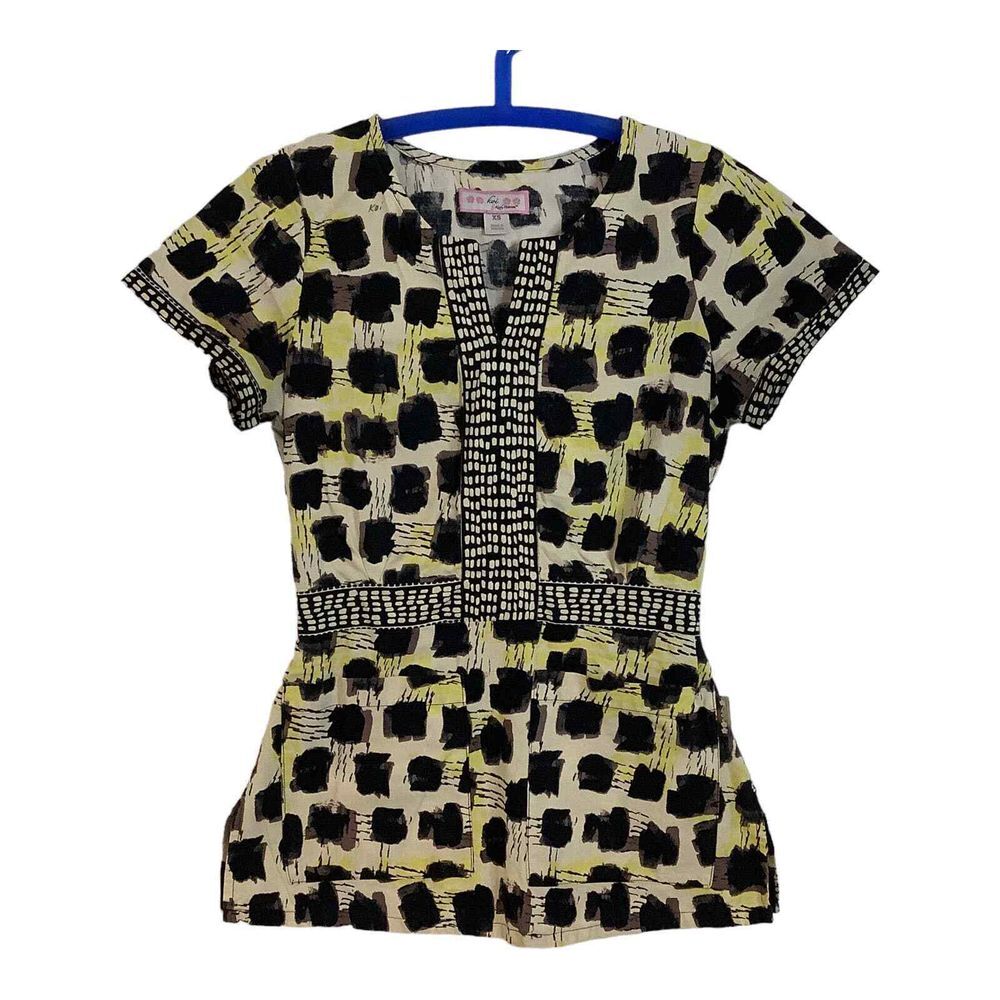 Koi by Kathy Peterson Scrubs Top Yellow, Cream, Black Vneck XS